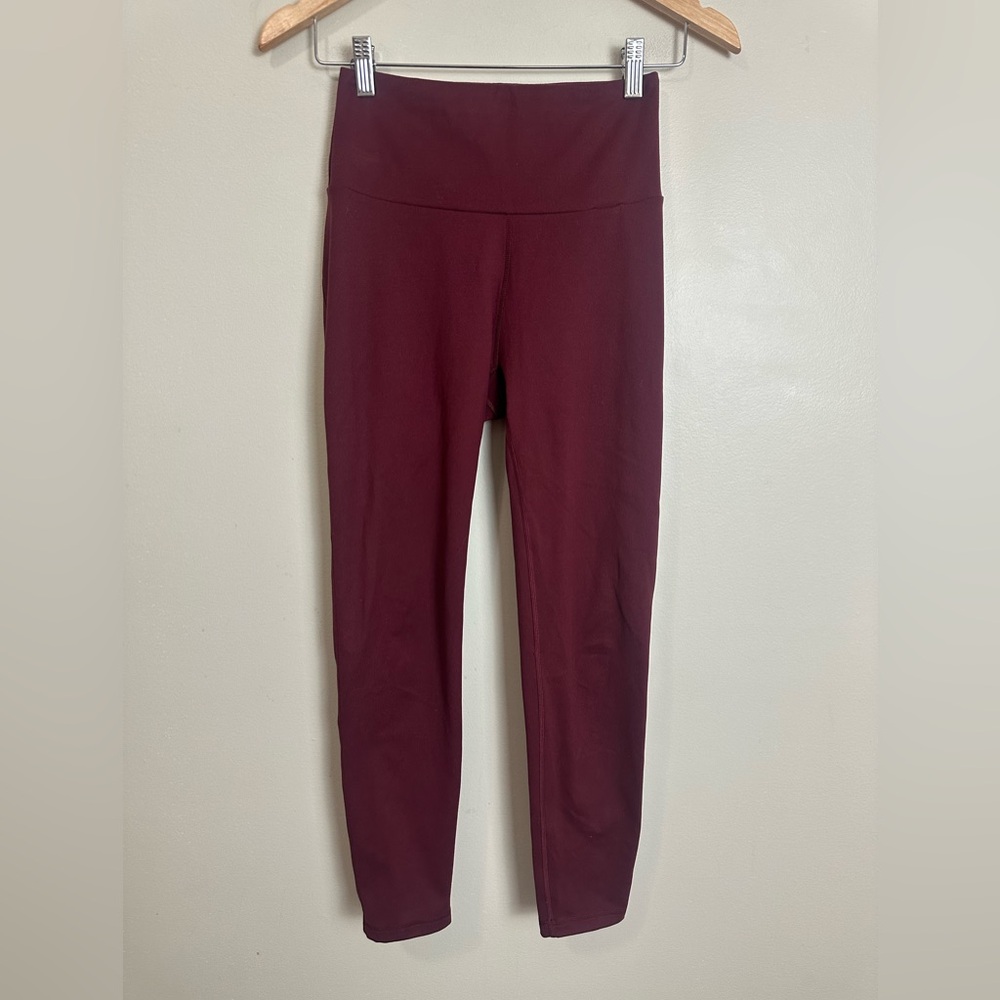 Adidas Size M Maroon Leggings